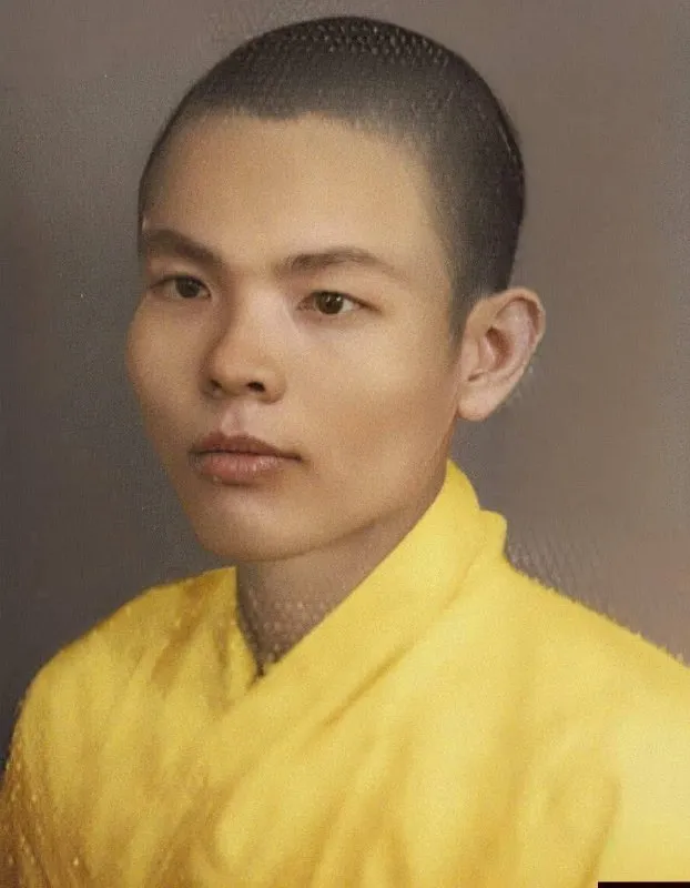 Chân dung thời trẻ